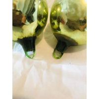 Mooie antieke glazen kerstbal van het gekende Belgische merk Ajeko. 