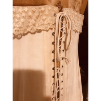 VERKOCHT - Heel oud corset. 