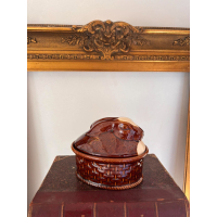 Vintage GEO konijnenterrine in gevlochten mandje – 15 cm 