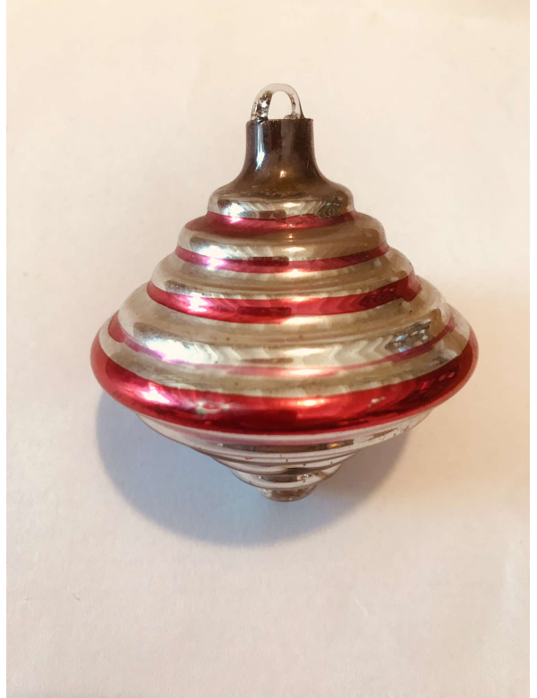 Mooie antieke glazen kerstbal van het gekende Belgische merk Ajeko.