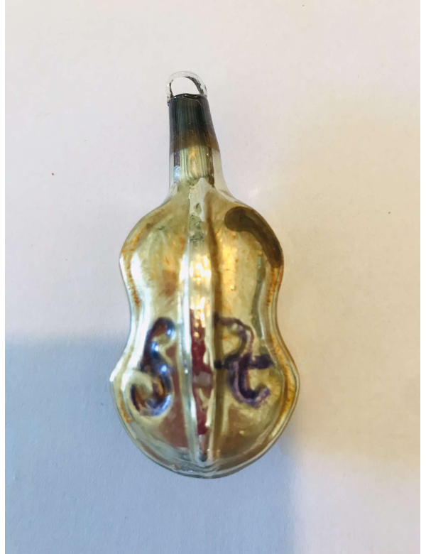 Mooie antieke glazen kerstbal van het gekende Belgische merk Ajeko.