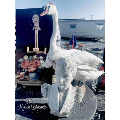 Prachtige knobbelzwaan. 